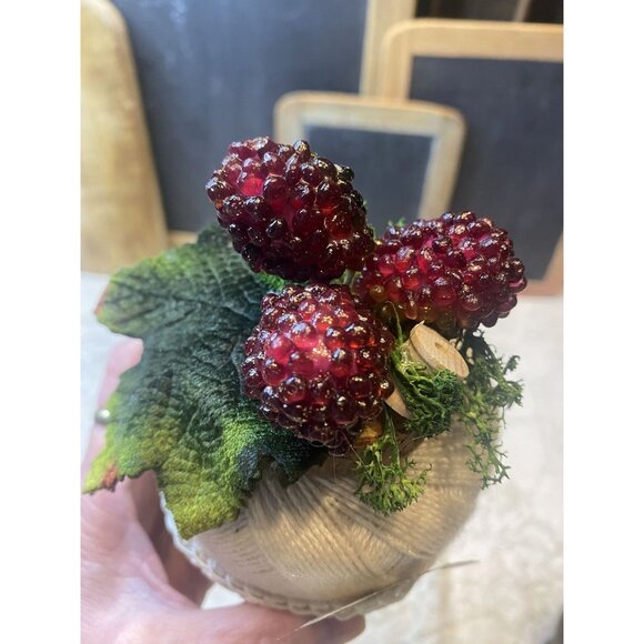 Crochet Thread Mini Assemblage Decorated Rustic Primitive Raspberries Country - Picture 5 of 7